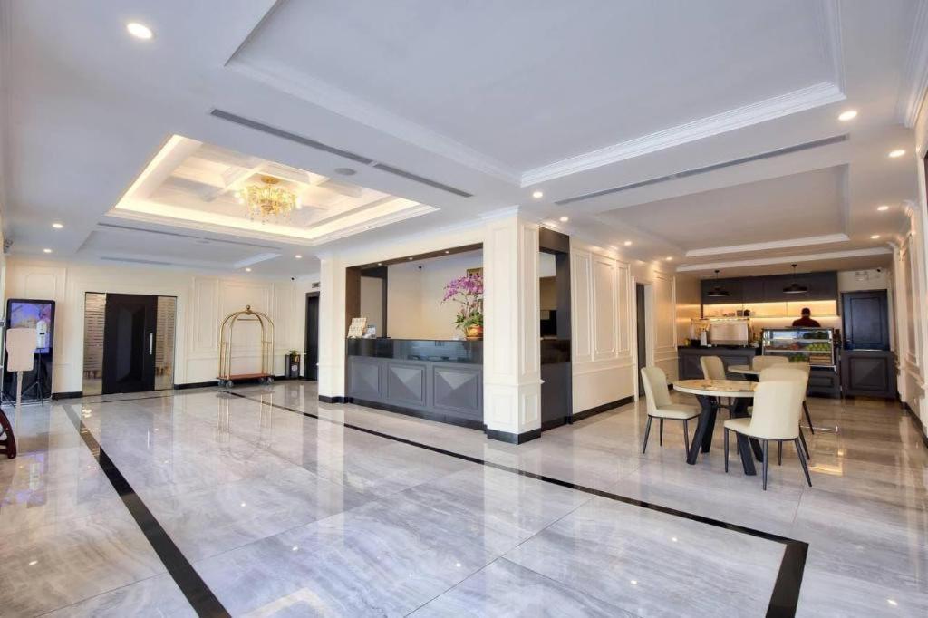 Le President Hotel Phnom-Penh Buitenkant foto