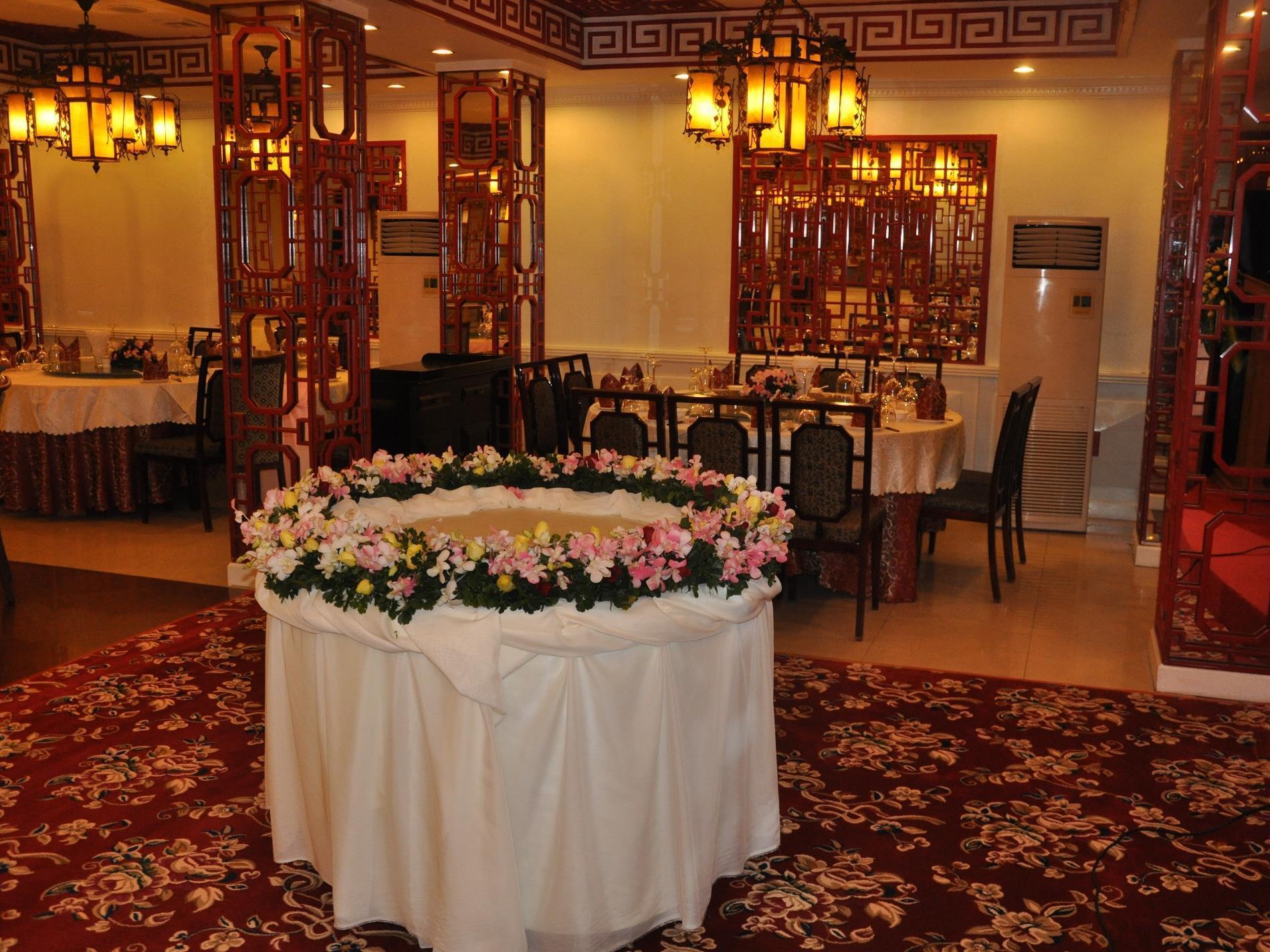 Le President Hotel Phnom-Penh Buitenkant foto